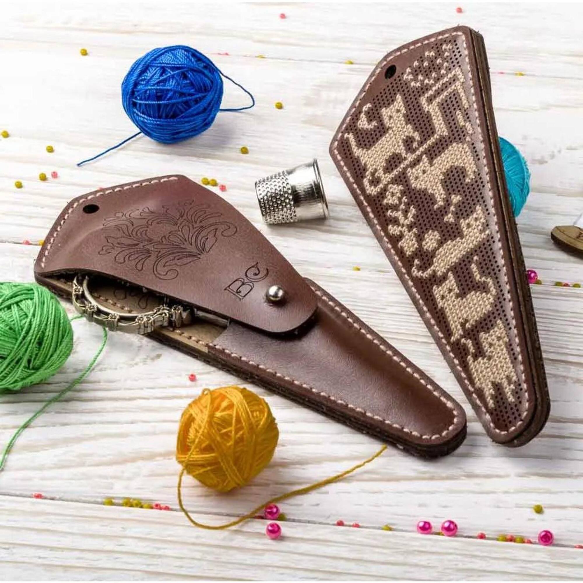 Wonderland Crafts Scissor Case Making Kit